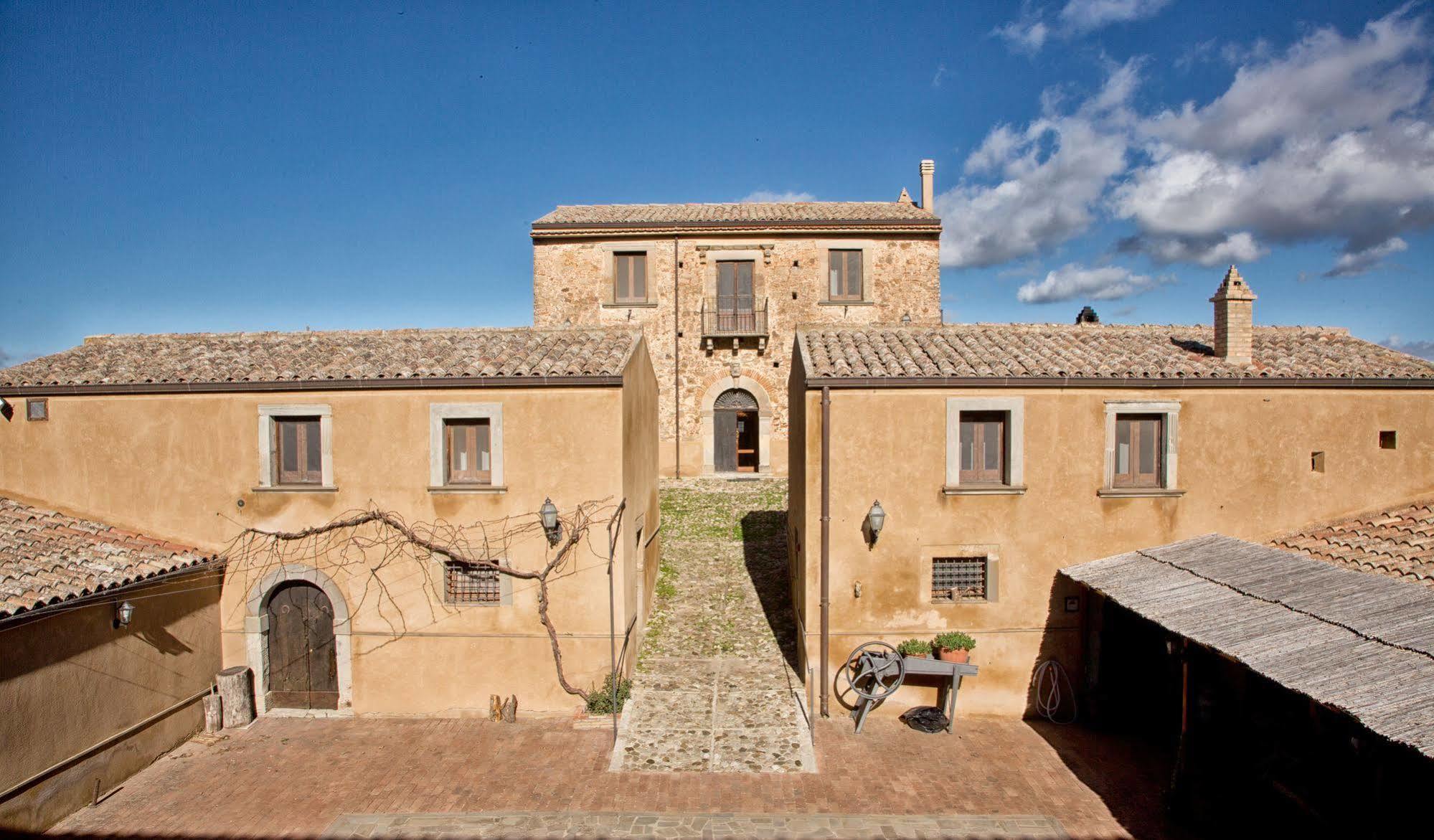 Baglio San Pietro Villa Nicosia Exterior foto